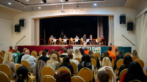 Rožňava hostila vedeckú konferenciu o dôstojnosti v sociálnej práci