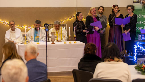 Odkaz ľudskosti žije: Prvé Ceny profesora Vladimíra Krčméryho putujú do rúk významných osobností