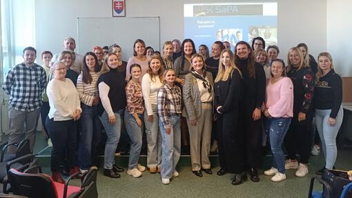 Prezidentka SK SaPA medzi študentmi ošetrovateľstva