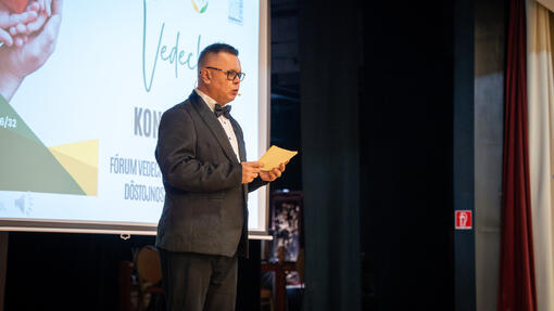 Rožňava hostila vedeckú konferenciu o dôstojnosti v sociálnej práci
