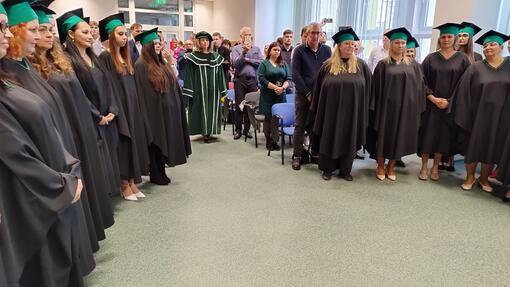 PROMOČNÁ SLÁVNOSŤ ÚSPEŠNÝCH ABSOLVENTOV