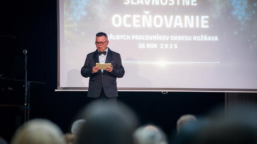 Rožňava hostila vedeckú konferenciu o dôstojnosti v sociálnej práci