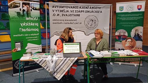 Naše detašované pracovisko na veľtrhu ALMA-MATER