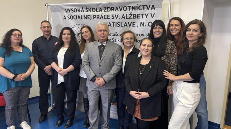 Sociálna práca v praxi – zažiť, pochopiť, pomáhať – odborné kolokvium