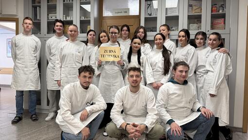 Máte záujem študovať zubnú techniku? Tu sú všetky informácie o študijnom programe Zubná technika na jednom mieste