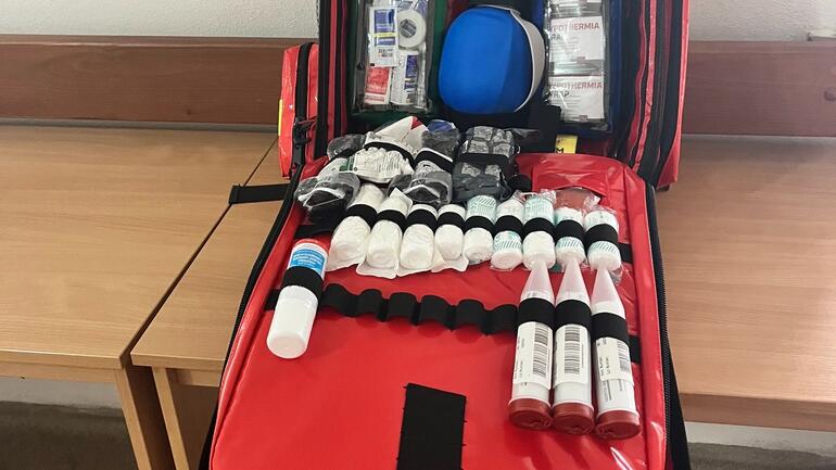 Dar od absolventov: nová záchranárska lekárnička pre pracovisko Skalica
