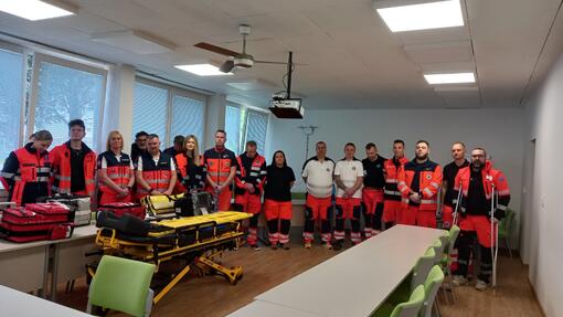 Preverili ich pripravenosť: 82 študentov urgentnej medicíny v Nových Zámkoch má za sebou dôležitý míľnik