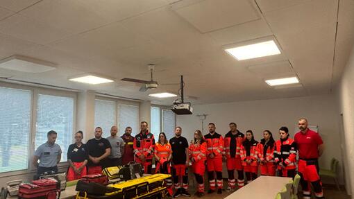 Preverili ich pripravenosť: 82 študentov urgentnej medicíny v Nových Zámkoch má za sebou dôležitý míľnik