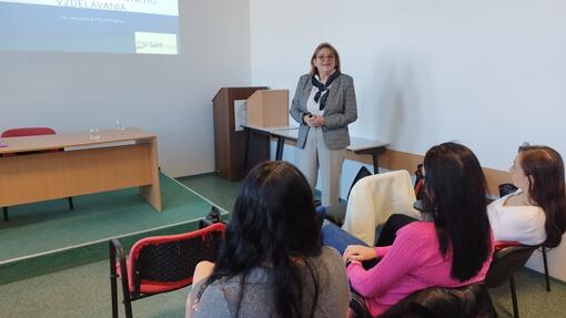 Prezidentka SK SaPA medzi študentmi ošetrovateľstva