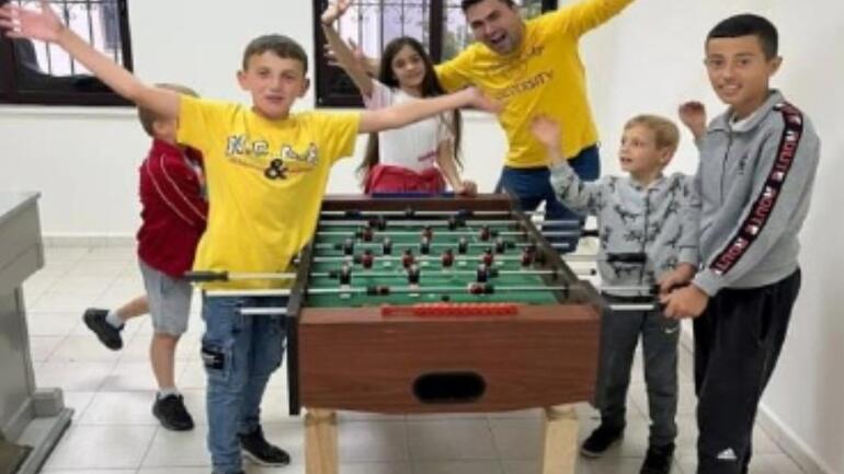 Skúsený tím VŠZaSP získal licenciu pre sanitku v Albánsku, deti teší futbal