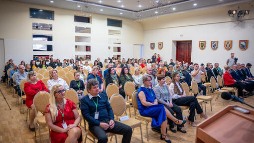 Rožňava hostila vedeckú konferenciu o dôstojnosti v sociálnej práci